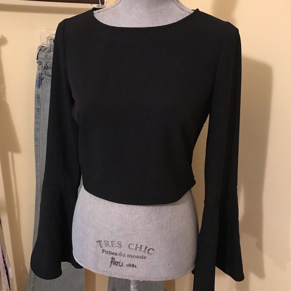 Kendall and Kylie cropped top bell sleeves